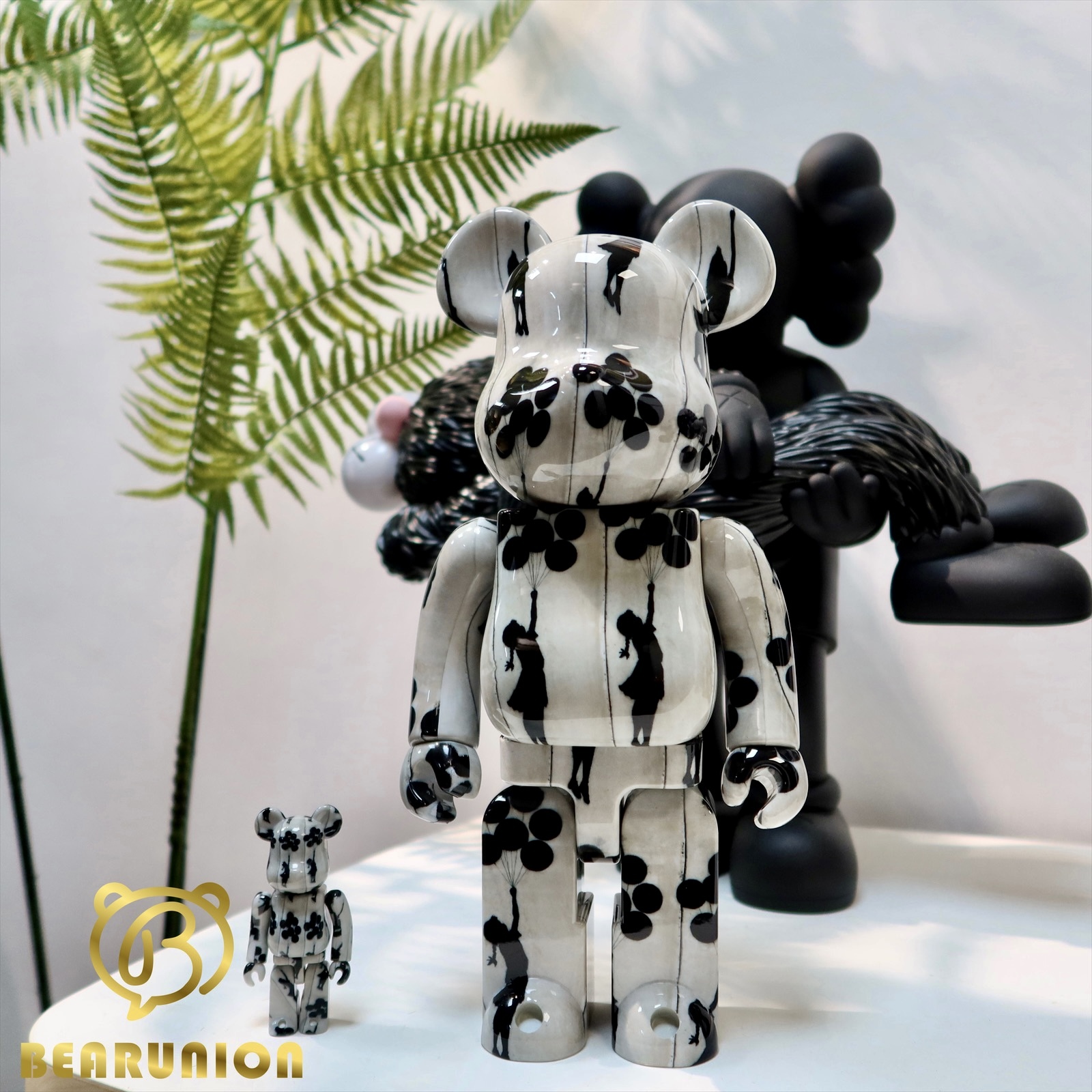 Bearbrick 400% 100% FlYING BALLOONS GIRLS