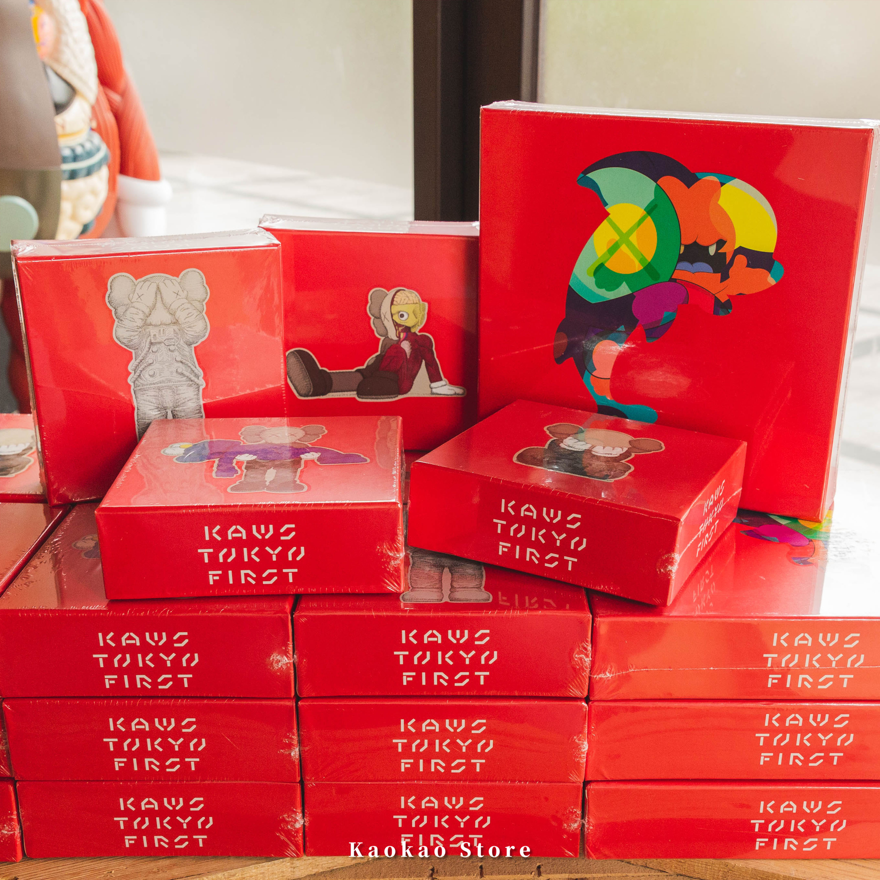 東京限定KAWS TOKYO FIRST 限量拼圖五款 東京限定KAWS TOKYO FIRST 限量拼圖五款