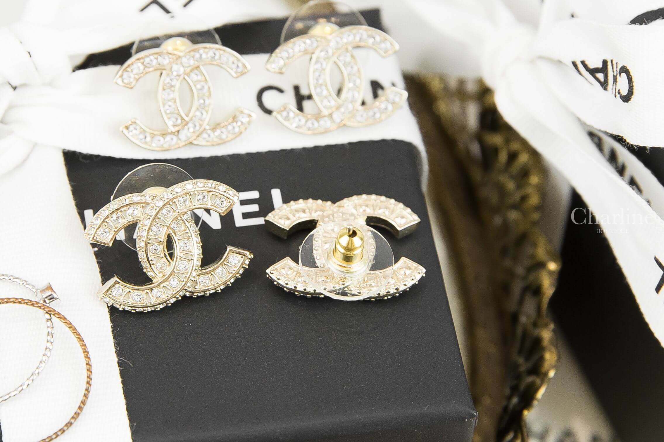 Chanel Earrings 金色方格CC水鑽耳環-Charline Boutique 精品代購