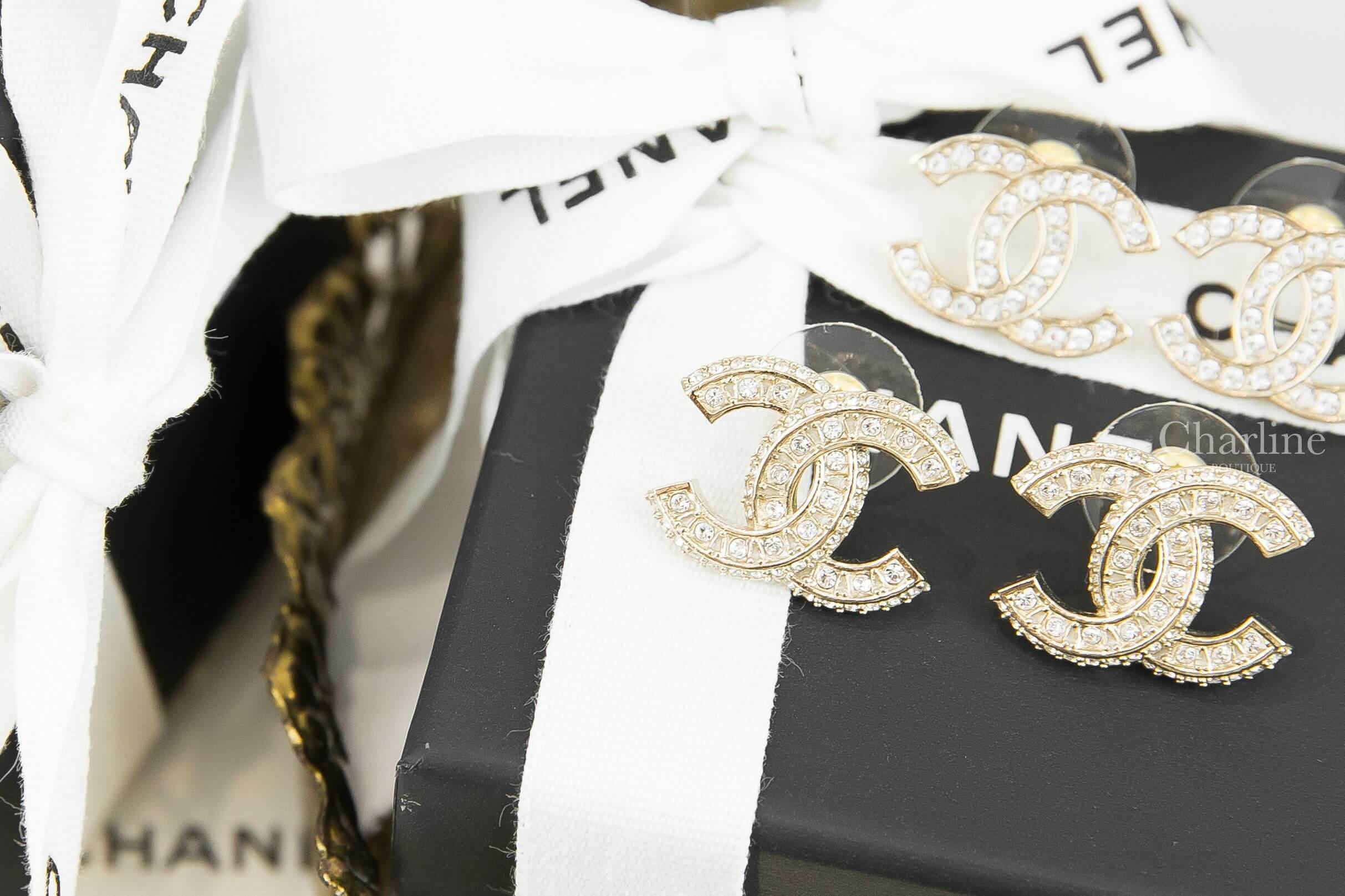 Chanel Earrings 金色方格CC水鑽耳環-Charline Boutique 精品代購