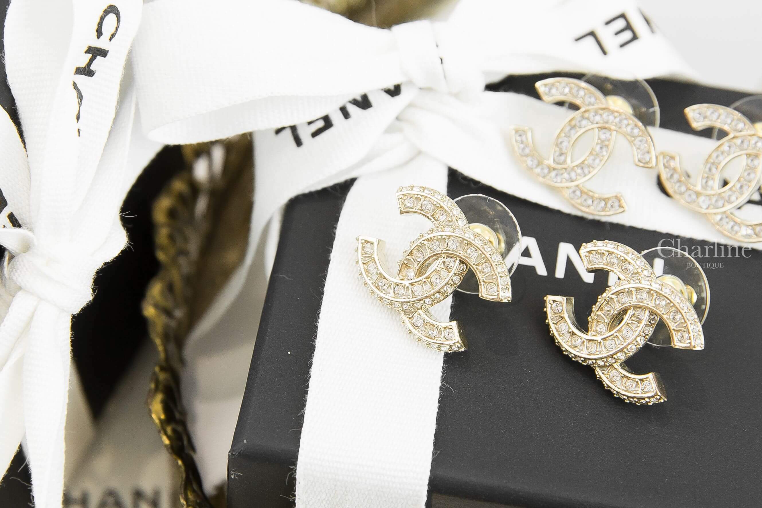 Chanel Earrings 金色方格CC水鑽耳環-Charline Boutique 精品代購