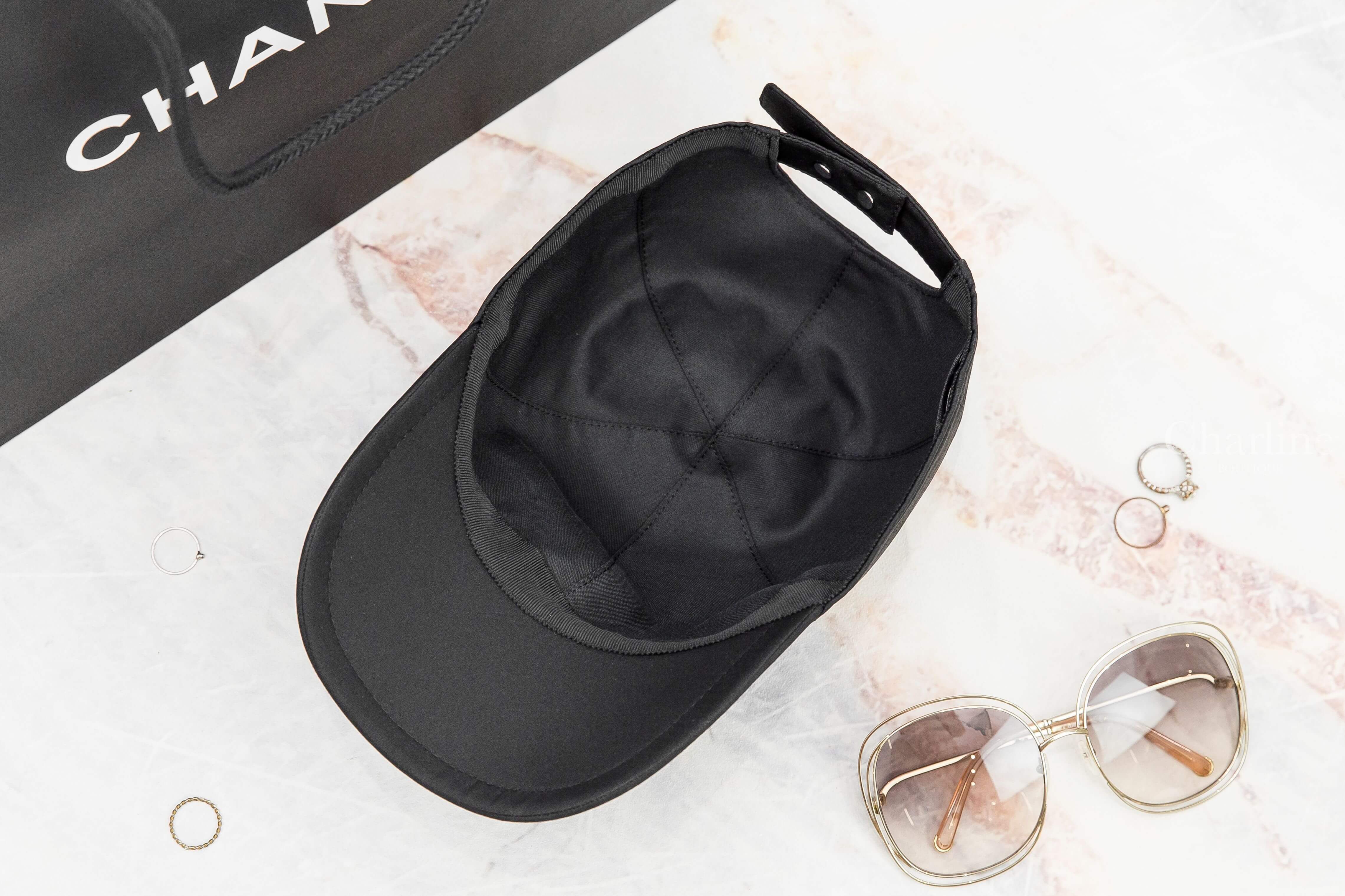 Chanel Baseball Cap 黑色刺繡白CC棉質棒球帽-Charline Boutique 精品代購