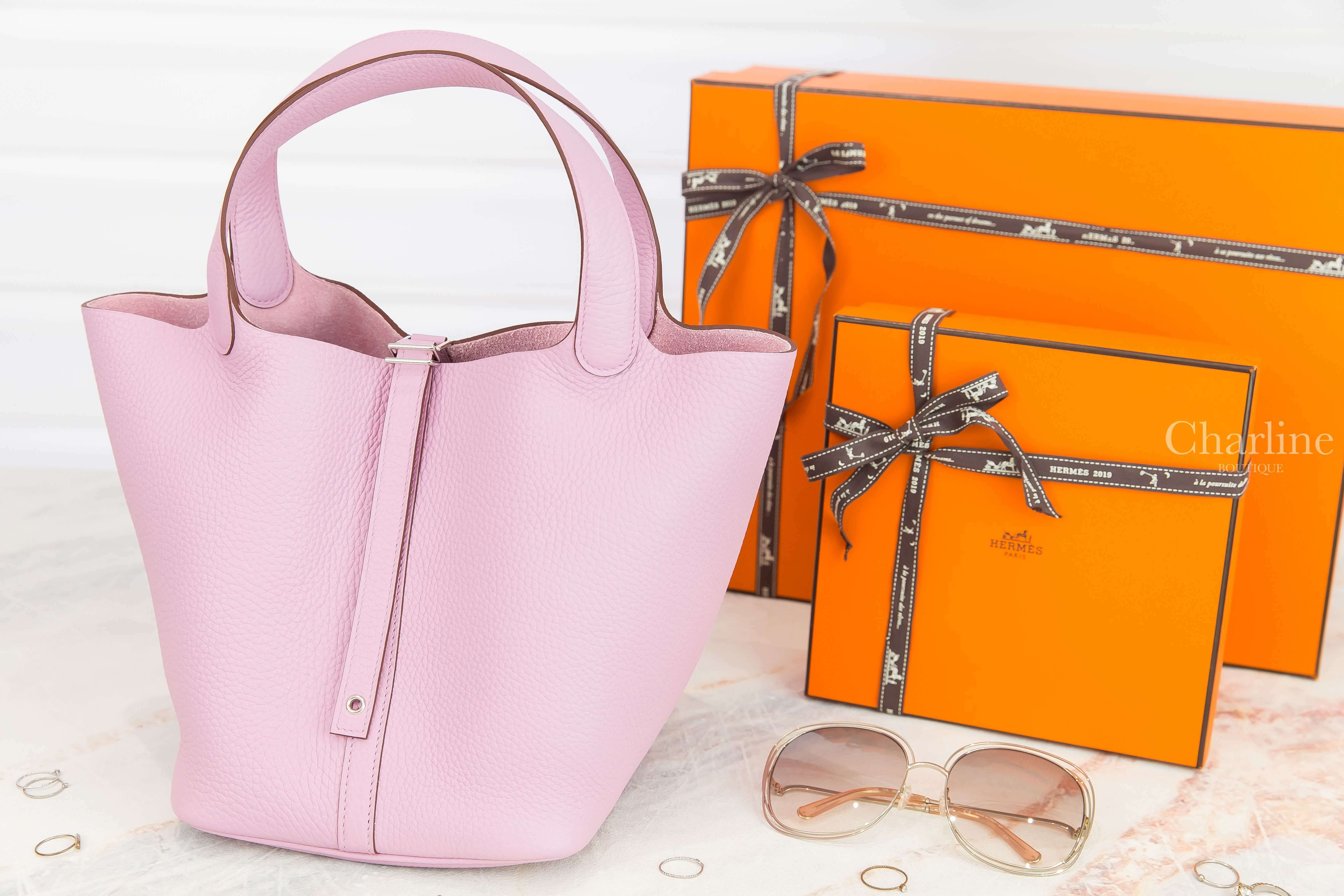 Hermès Picotin Lock 22cm X9 Mauve Sylvestre Taurillon Clemence Z刻錦葵粉銀釦中型提把水桶包-Charline Boutique 精品代購
