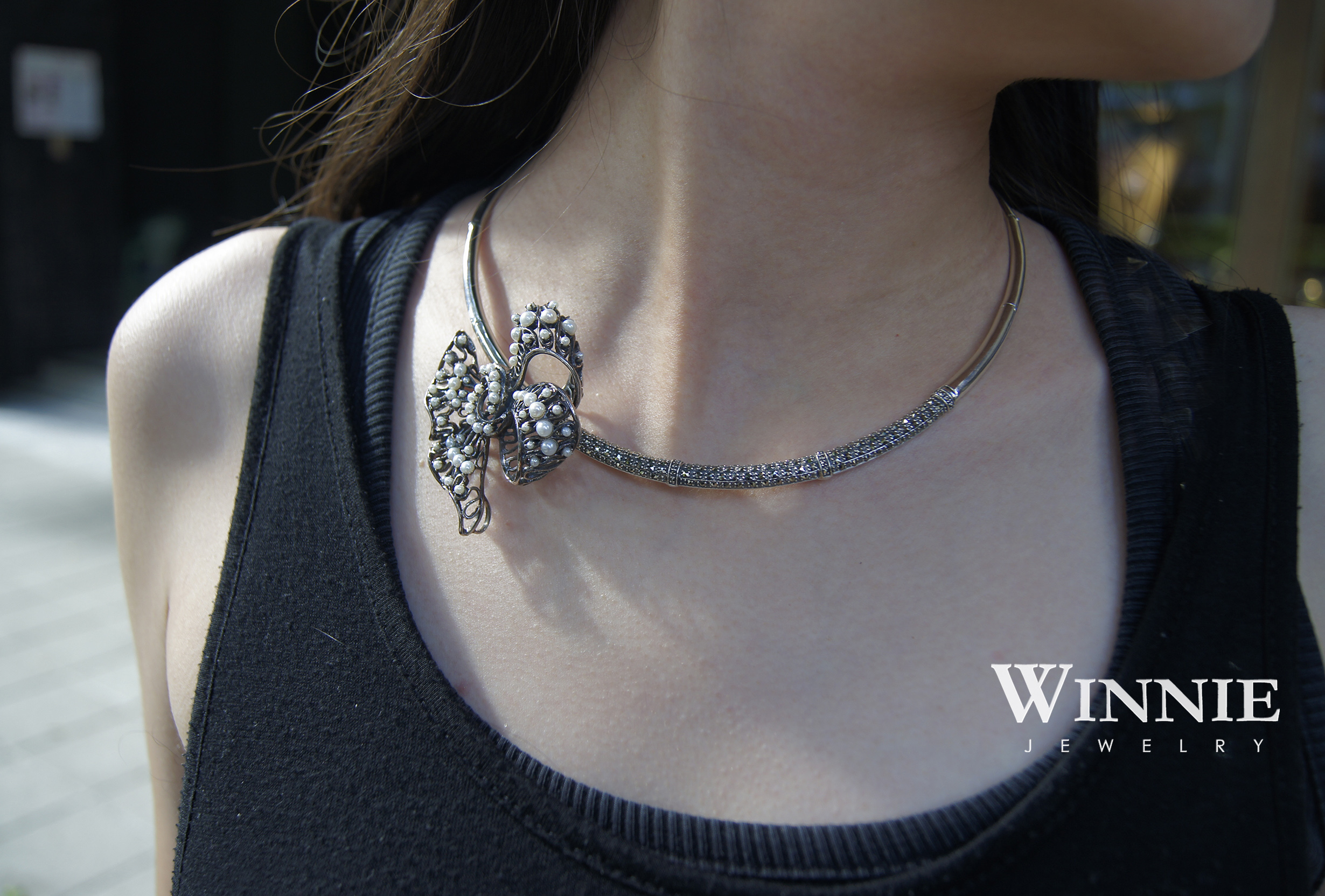 立體蝴蝶結網紗胸針