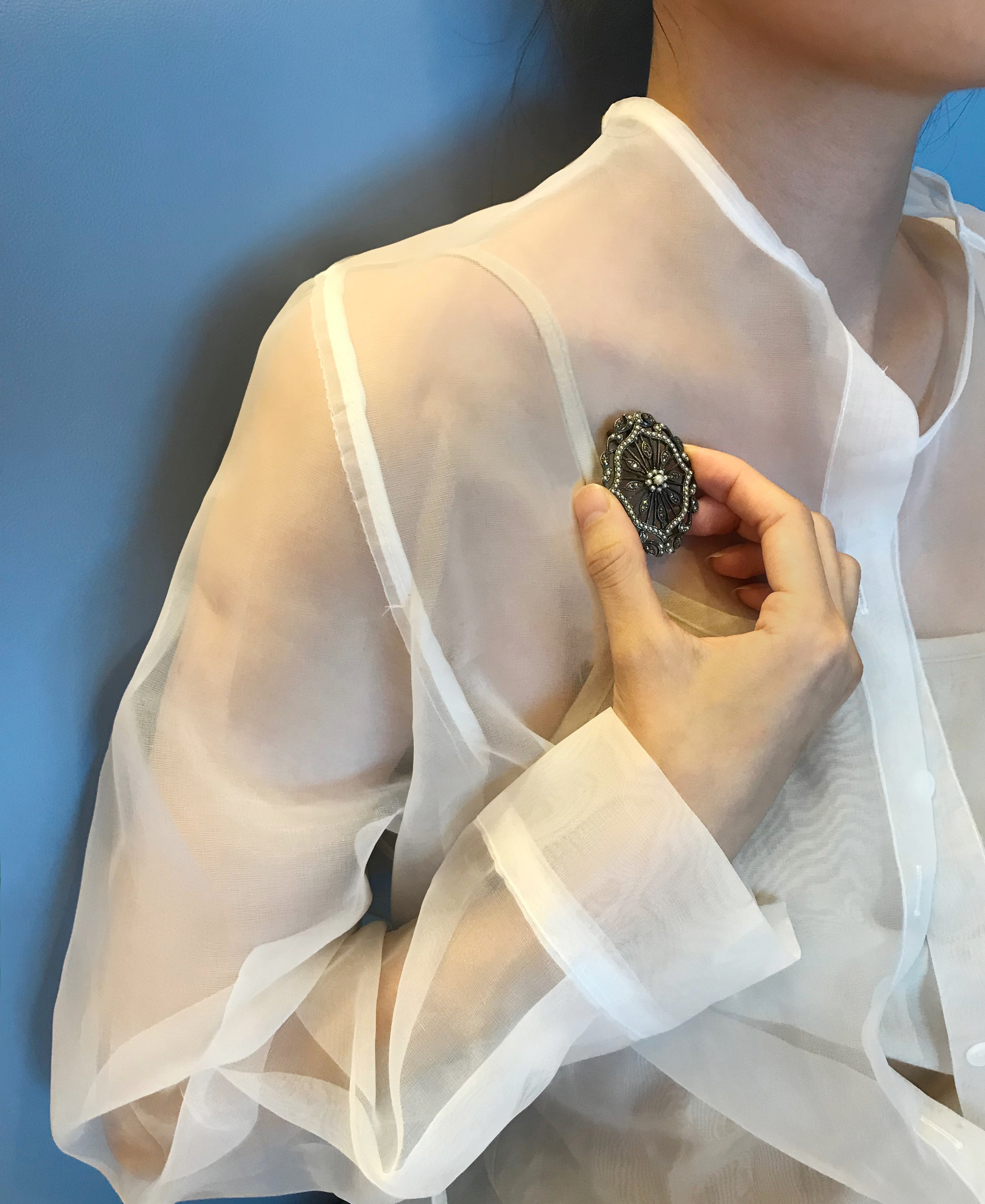 典雅網紗珍珠胸墜