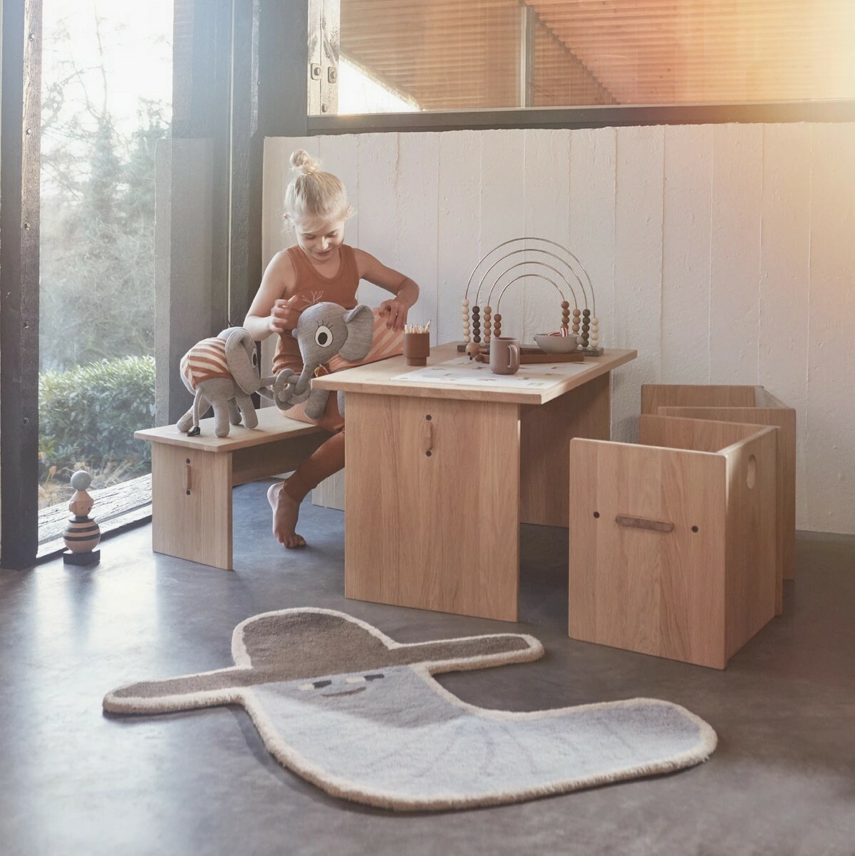 OYOY 造型手工羊毛地毯 / 活力牛仔