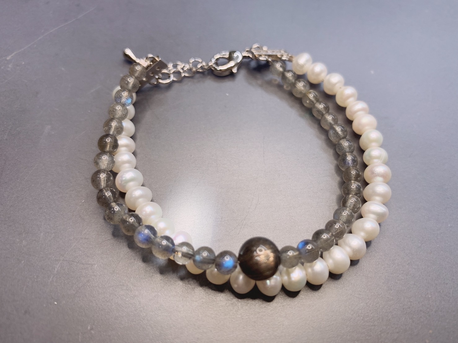 晝與夜丨拉長石、珍珠、黑金骨幹太陽石丨六月誕生石