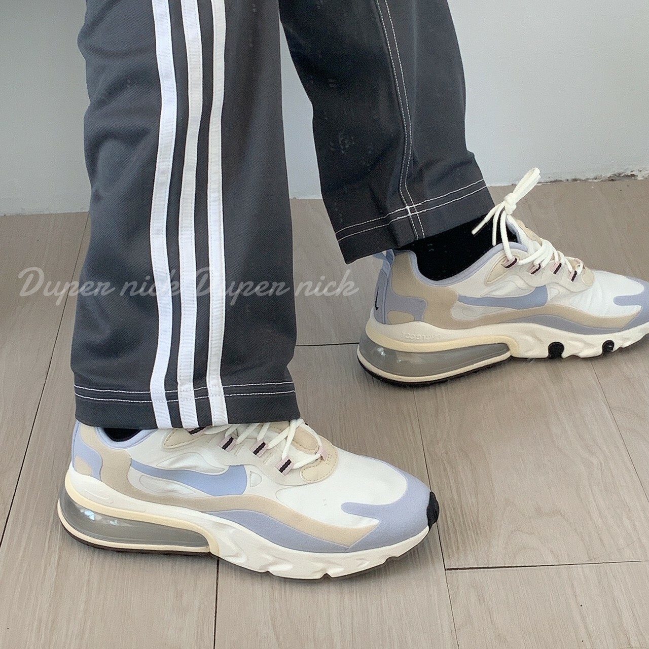 Nike Air Max 270 React 芋頭奶 女生