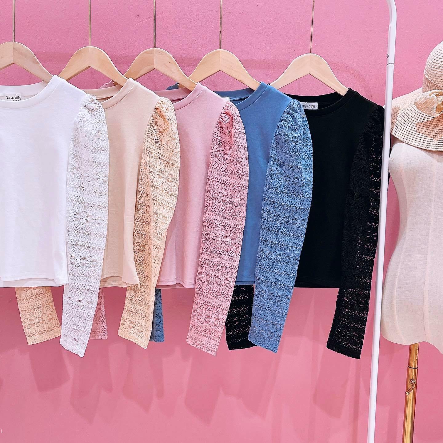 V34027 - Puff Sleeve Lace Top