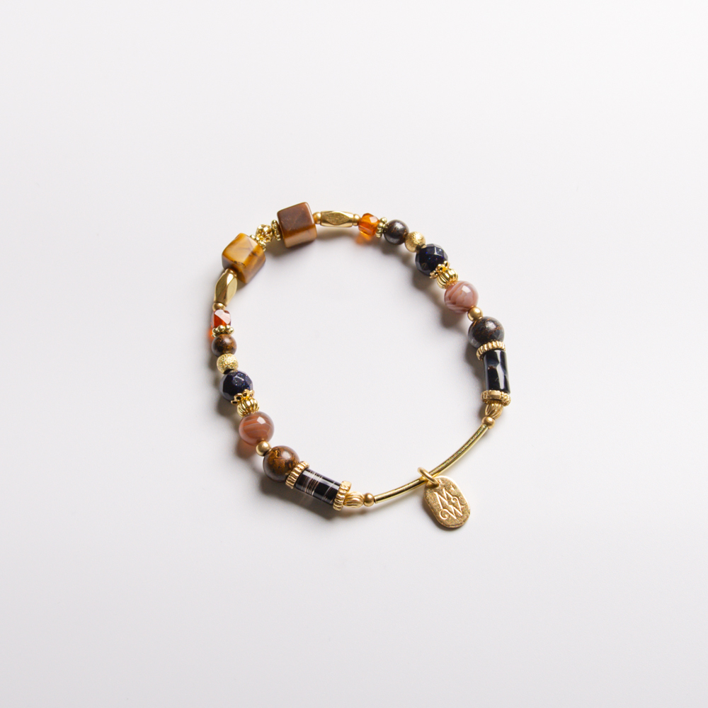 正裝的儀式感 // C1374黃虎眼波斯瑪瑙手鍊