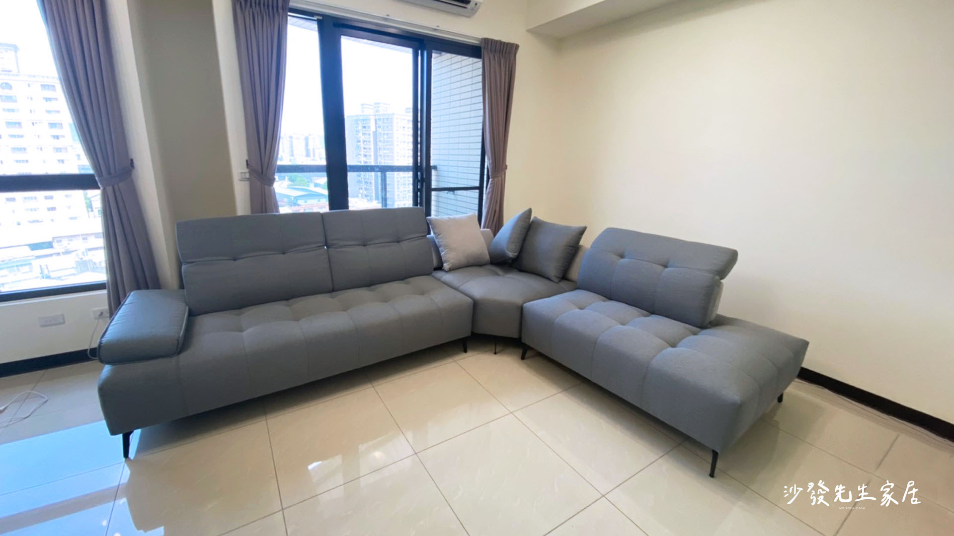 座位空間超大的雙功能沙發,顏色、布料都能客製化更改