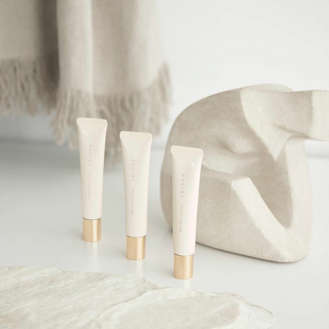 to/one Dewy Moist CC Cream (Makeup Base) 潤澤保濕CC底霜 <4 colors> SPF13 / PA + 30g