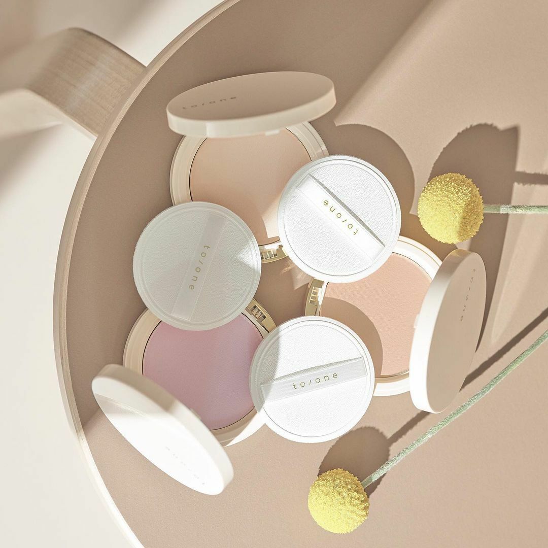 to/one Dewy Moist Pressed Powder SPF14 PA++ 潤澤保濕蜜粉餅 11g