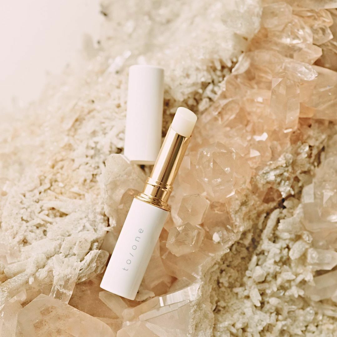 to/one Face Treatment Stick 多功能護膚精華棒