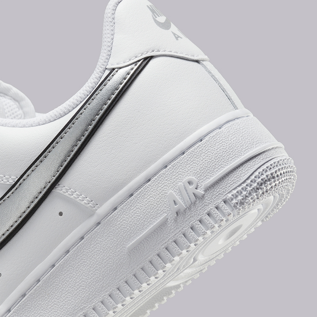NIKE AIR FORCE 1 07 ESS 太空銀勾
