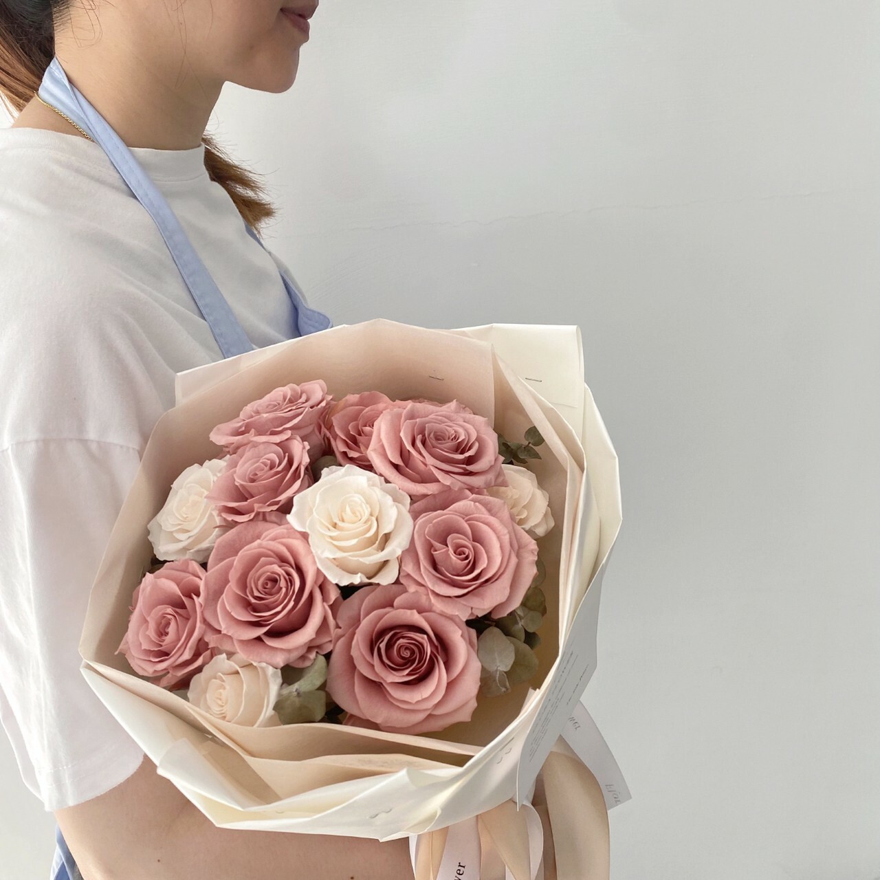 俄羅斯永生花束-香檳白粉