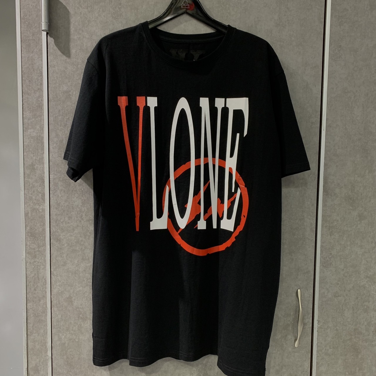 VLONE x FRAGMENT 聯名限定閃電Logo 黑色短袖T