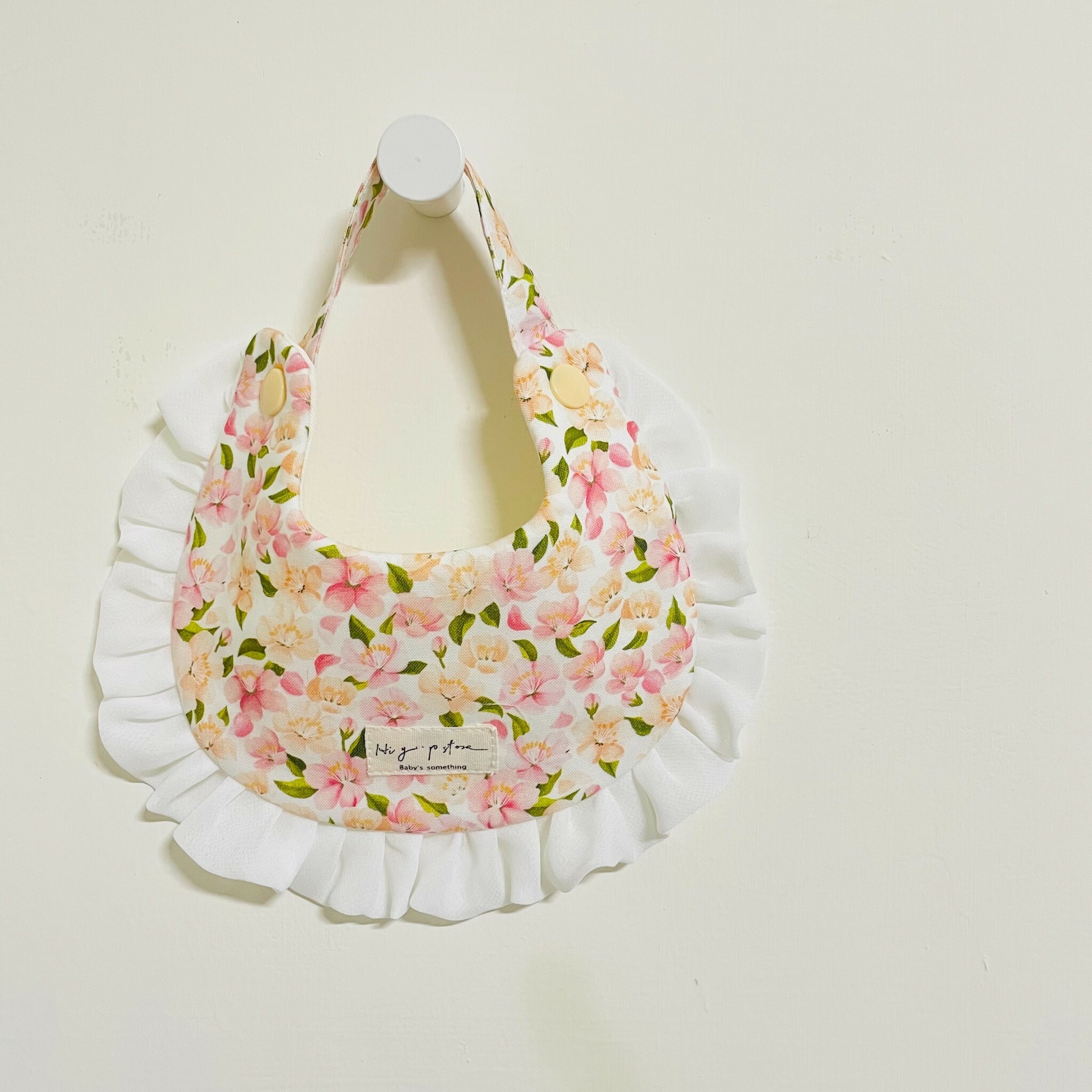 Hi Y.P store-手作圍兜-映雪粉花