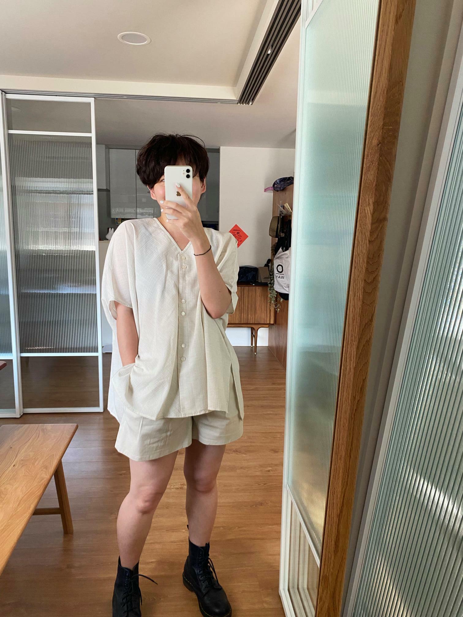 米紋微風寬鬆罩衫