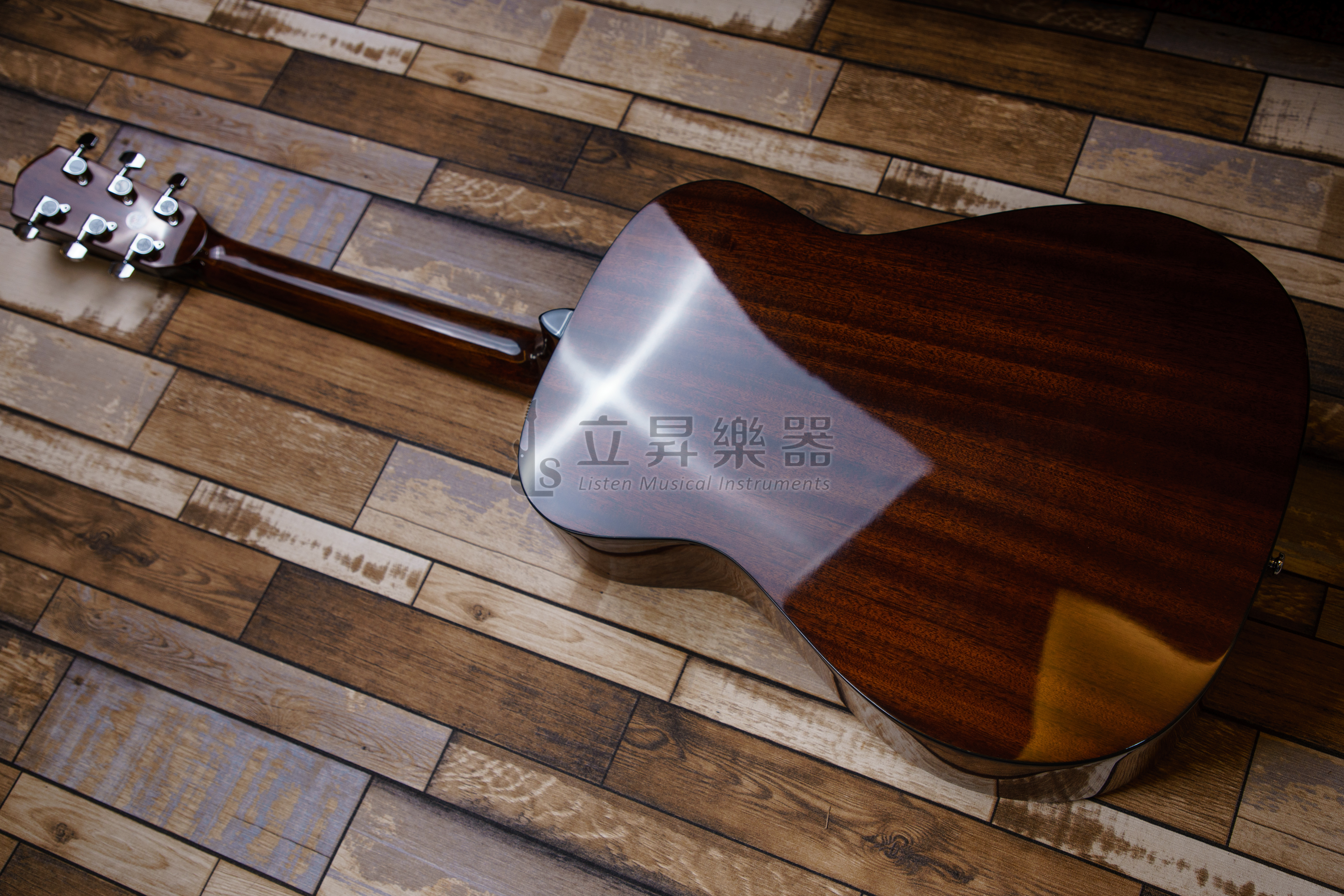 Fender 木吉他 Fender CC-60S Natural 原木色 Concert桶身 面單板木吉他 雲杉木面單板 桃花心側板 CC60S 附贈鋪棉厚袋 第 3 張圖片｜三峽吉他 / Bass
