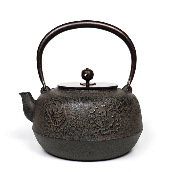 【菊地政光】花丸 鐵壺 1.5L