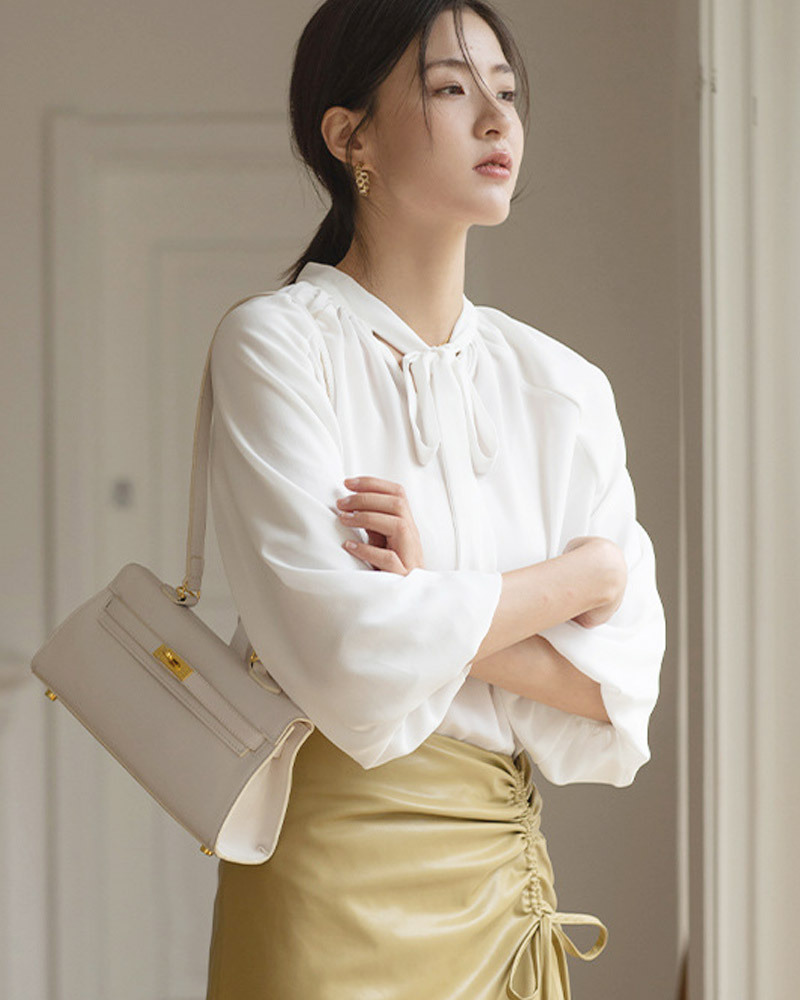 DEER.W 蝴蝶領結澎袖雪紡上衣 米白