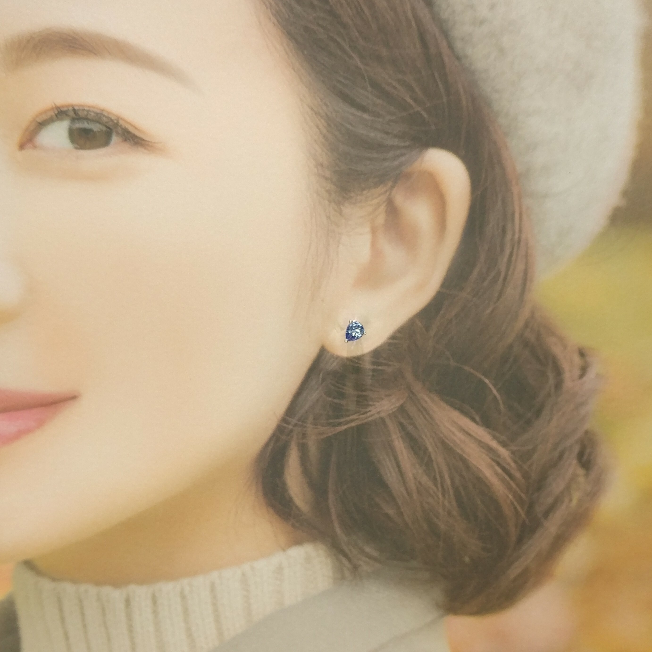 全新18K白金【主石1卡79份藍寶石】耳環