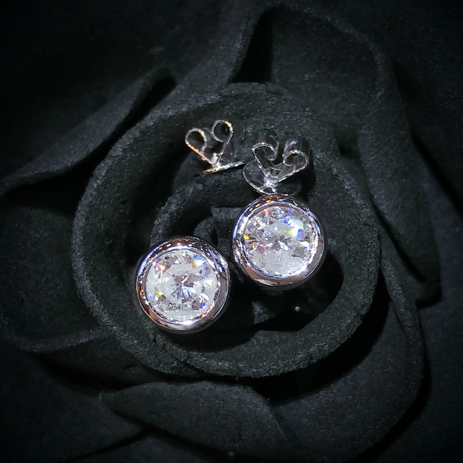 全新18K白金【主石1卡11份鑽石】耳環