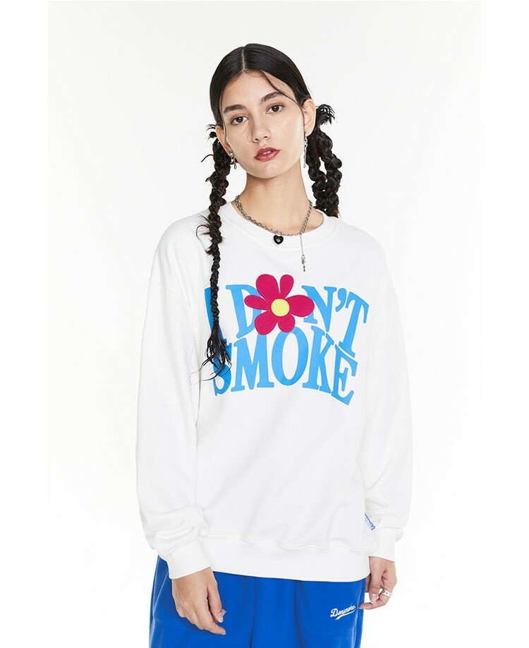 I DON‘T SMOKE 小花 刺繡 LOGO 薄長袖
