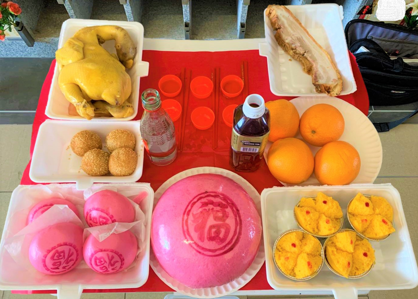 祭品到會墳前