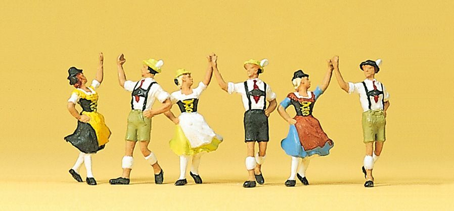 Preiser 10241 HO scale, Round dance, 3 couples
