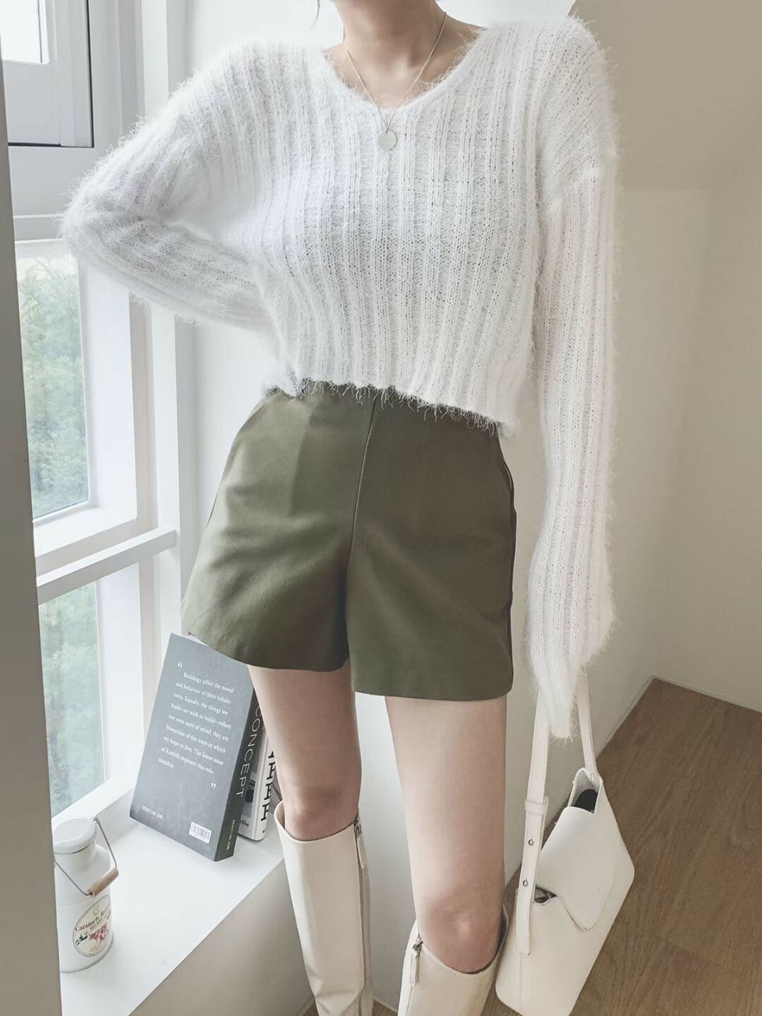 側拉鍊西裝短褲
