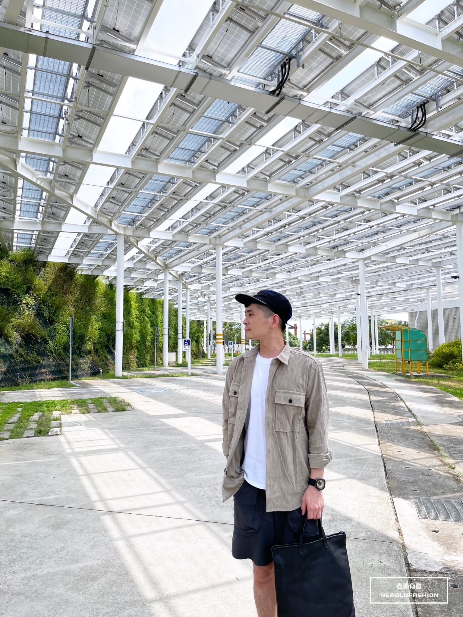 『新品上市』重磅黑釦雙口袋絨布襯衫(NOF21092141)-咖