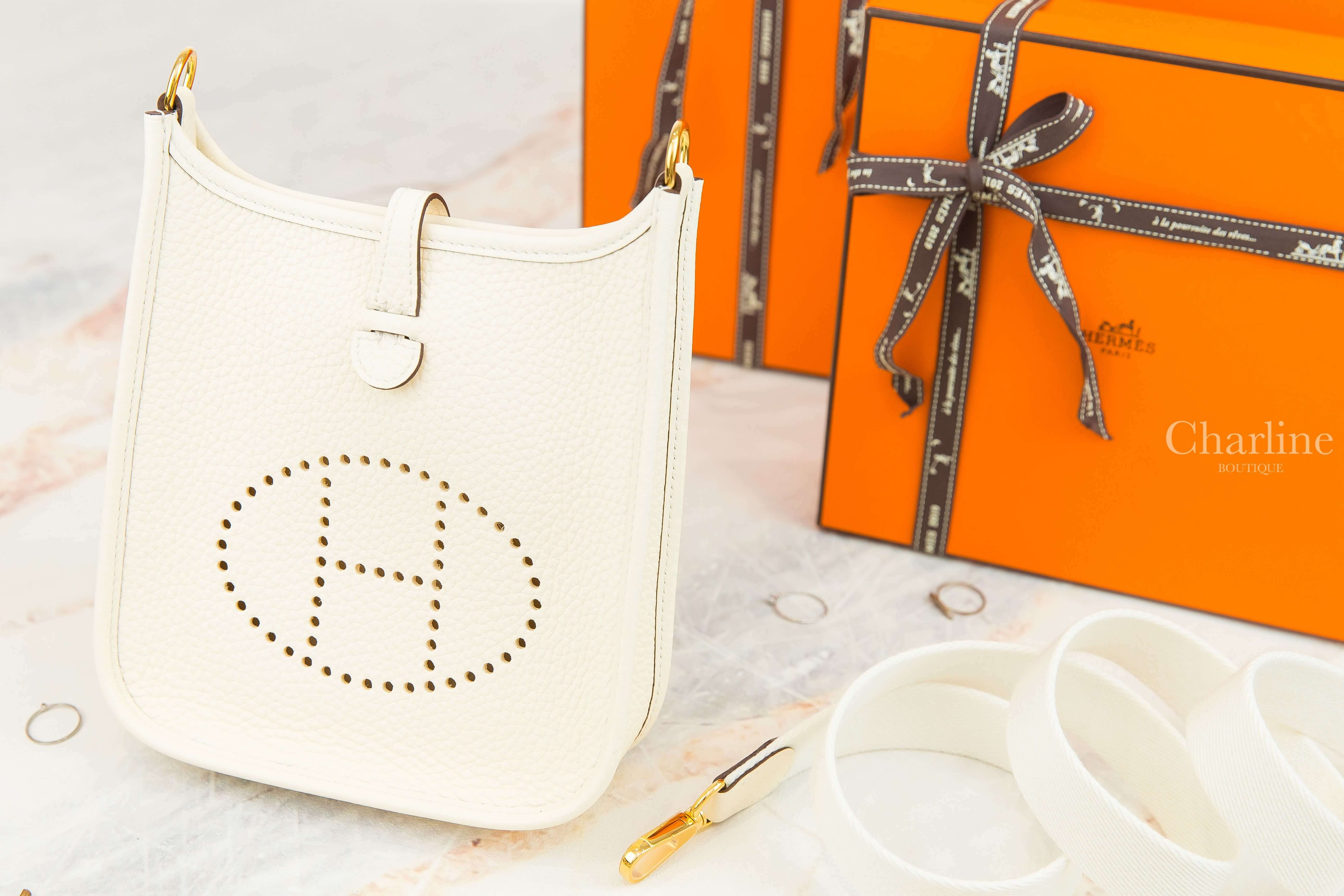 Hermès Evelyne TPM 16cm I2 Nata Taurillon Clemence Z刻奶油白金釦白色背帶簍空洞洞肩背包-Charline Boutique 精品代購