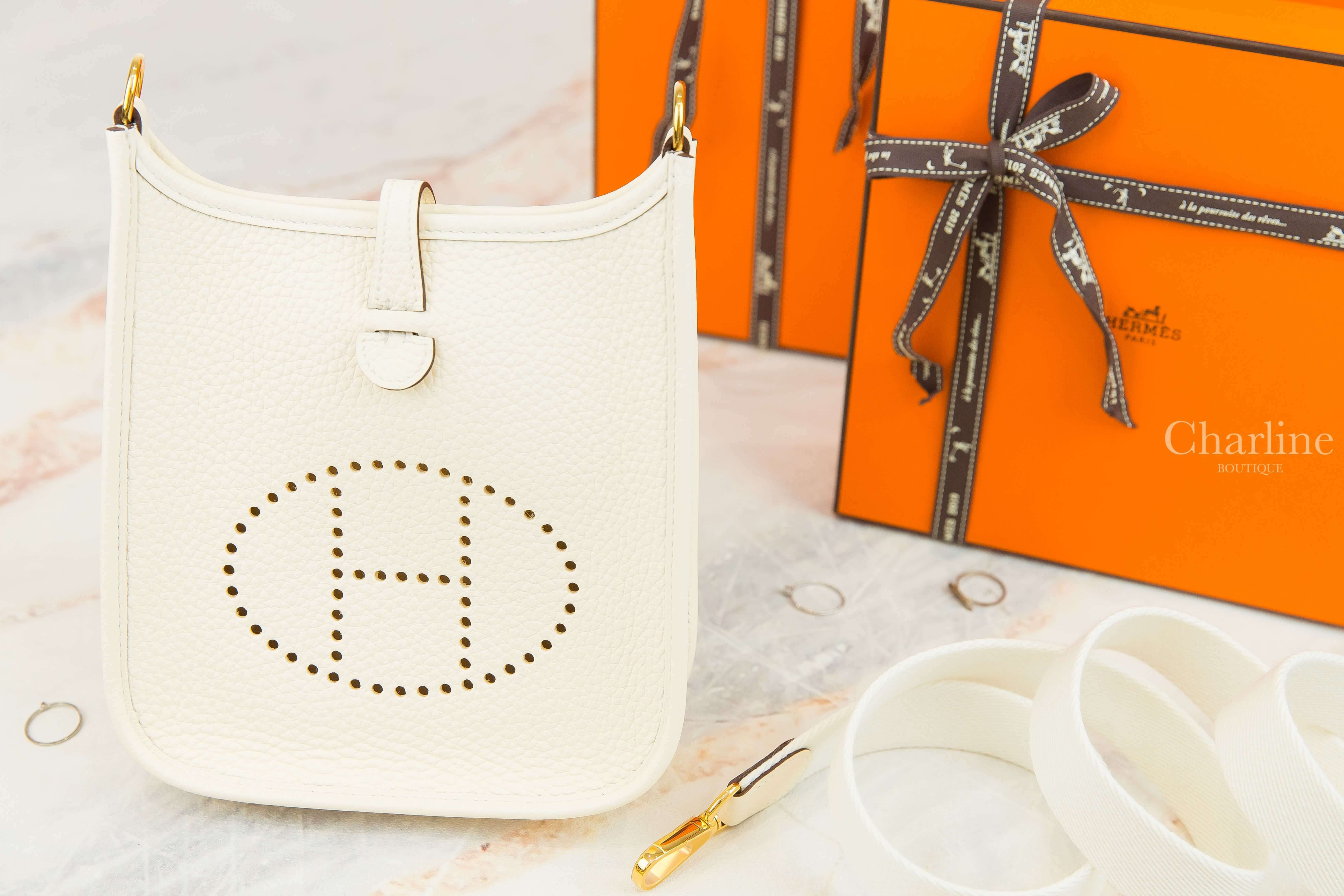 Hermès Evelyne TPM 16cm I2 Nata Taurillon Clemence Z刻奶油白金釦白色背帶簍空洞洞肩背包-Charline Boutique 精品代購