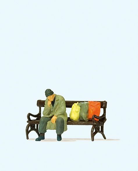 Preiser 29094 HO規 Homless man on the chair 在椅子上的流浪漢