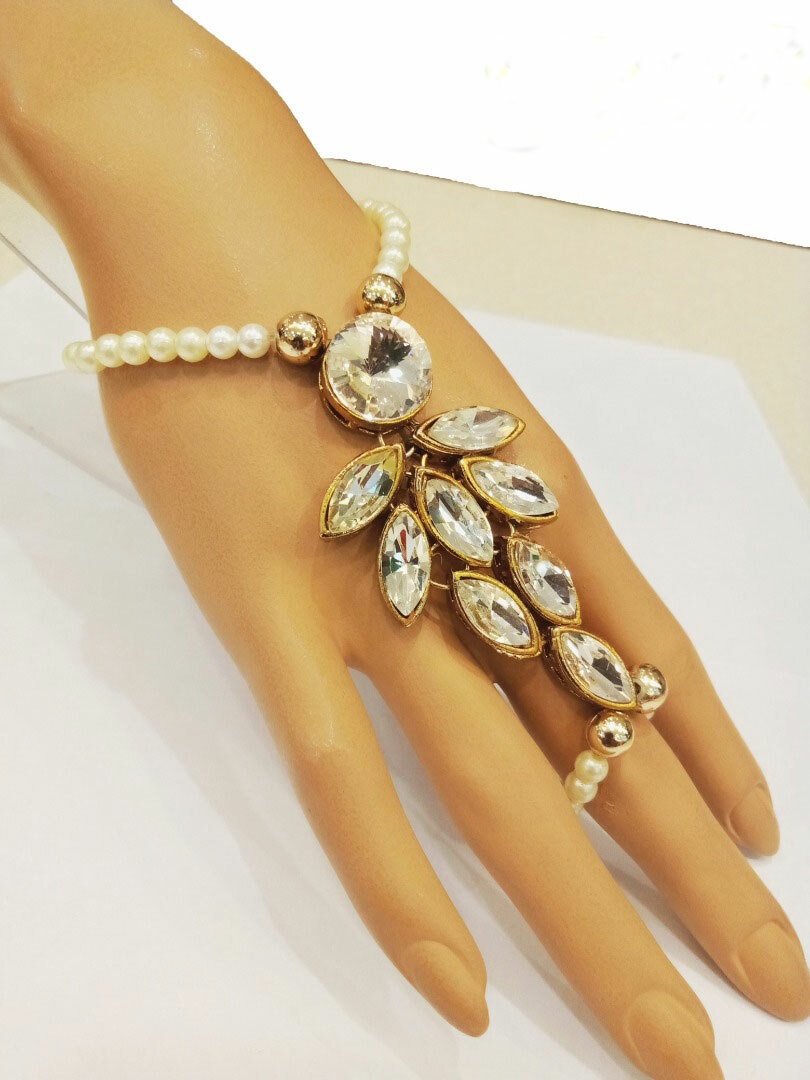 Women Trendy Finger Ring Bracelet With Studded Stone MK122