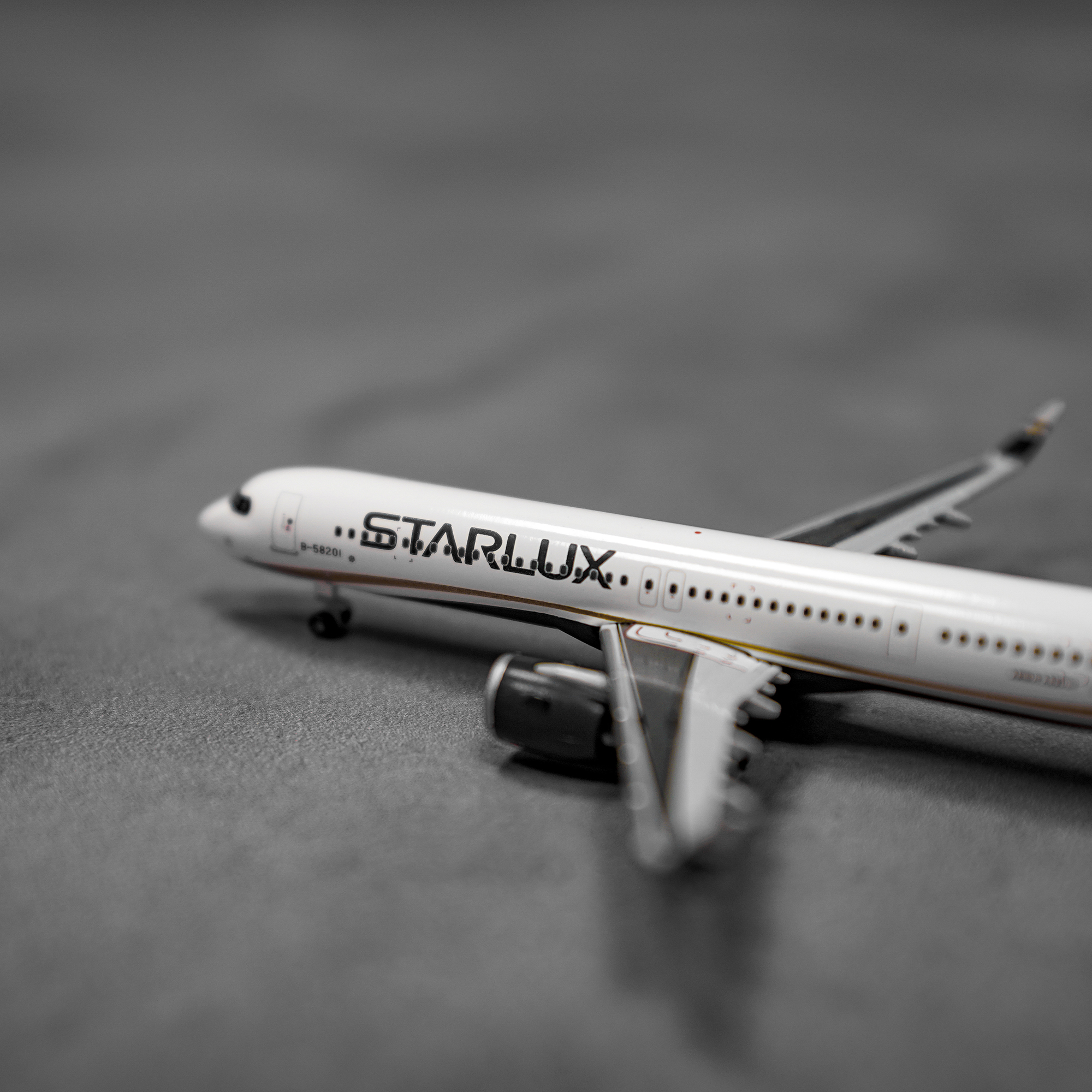 STARLUX | A321neo 1:500 金屬飛機模型(Herpa 監製)