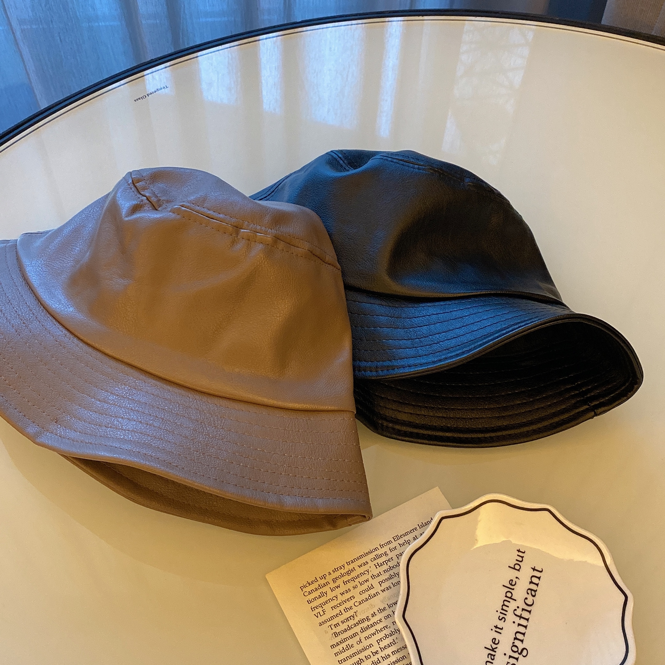 素面皮革漁夫帽/兩色