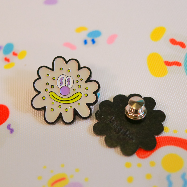 Kingjun｜絕版｜勳章｜病毒花｜黑白