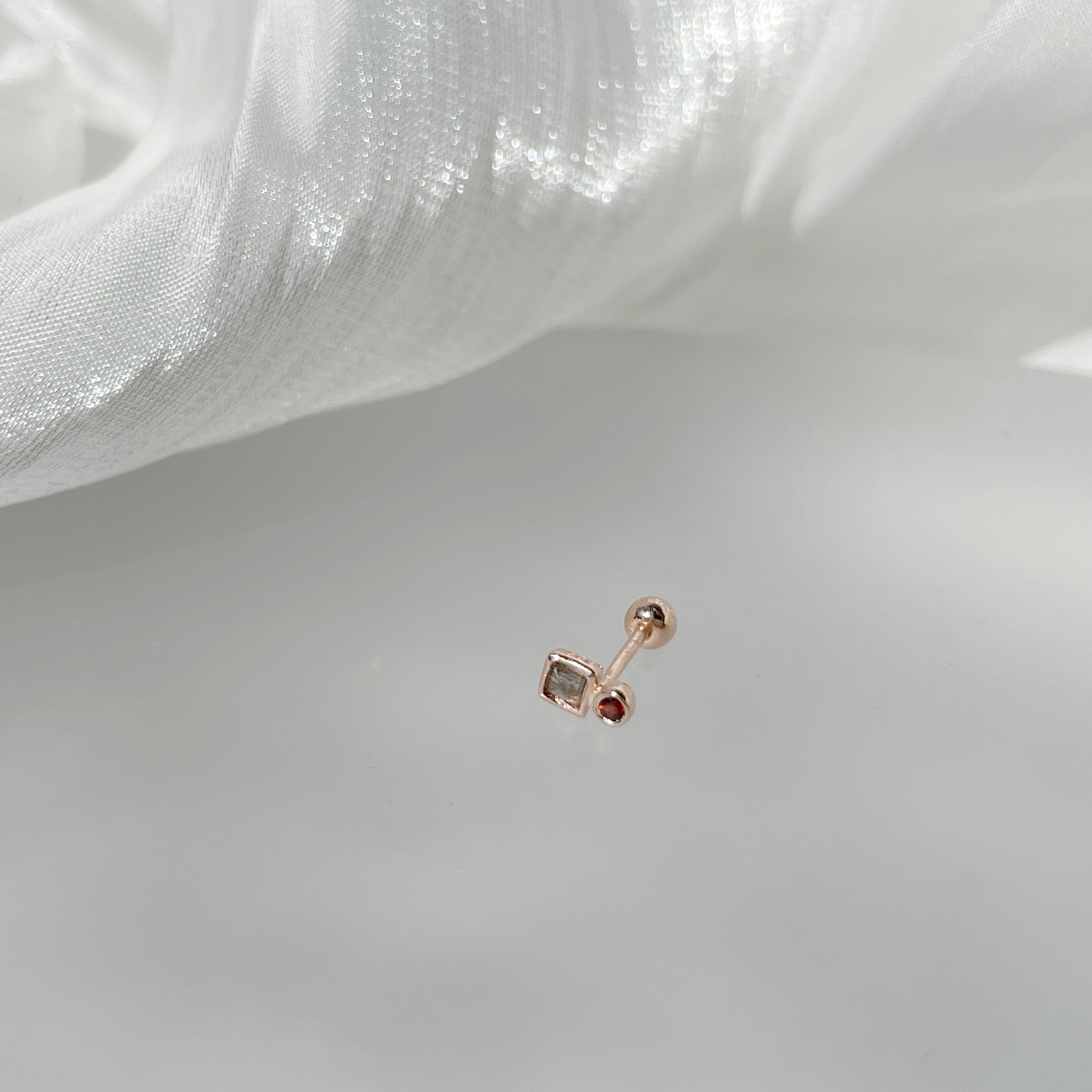 Lego mini方圓棕月光石榴石轉珠耳環