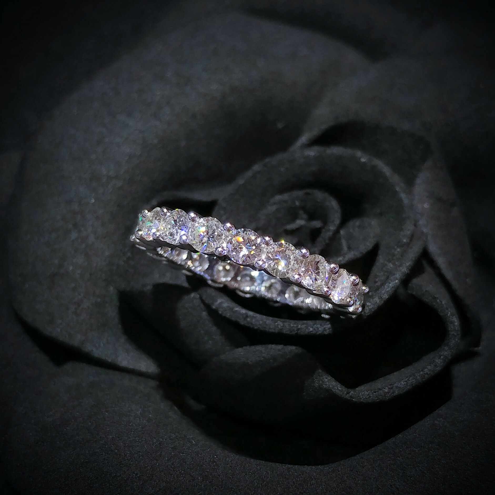 18K White Gold 2.30ct Diamond Ring