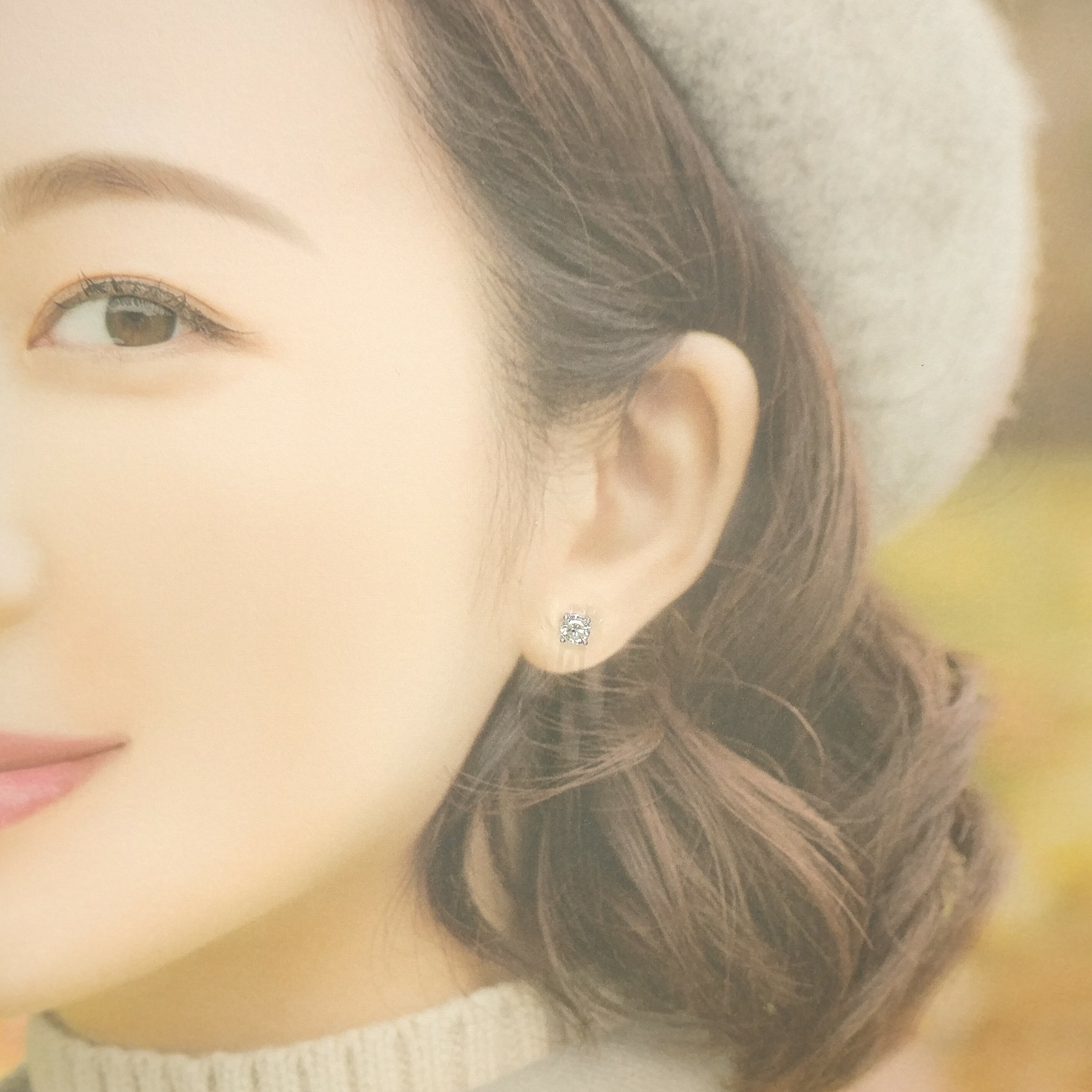 全新18K白金【主石1卡8份鑽石】4爪耳環