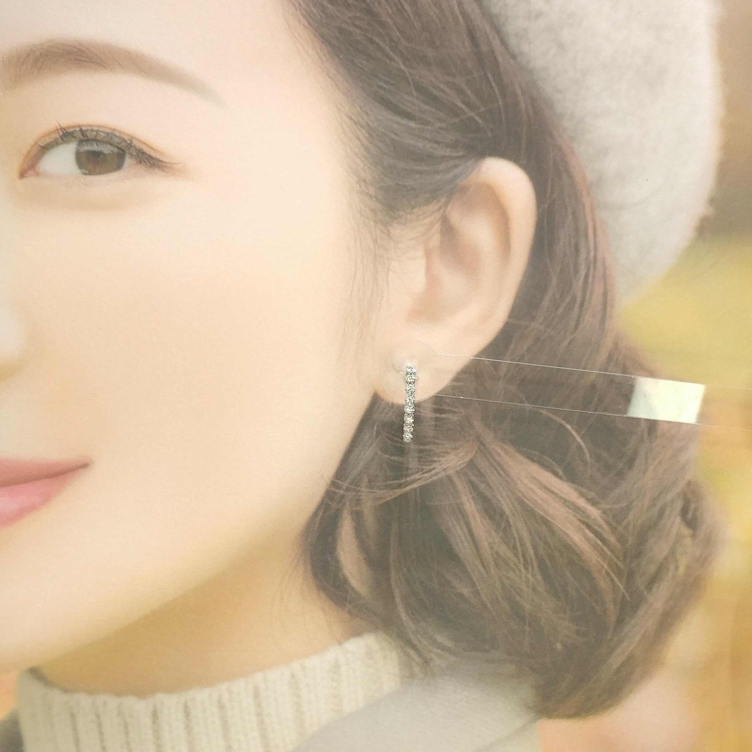 18K White Gold 0.20ct Diamond Hoop Single Earring