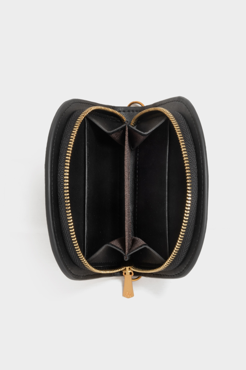 搭配簡易的收納空間