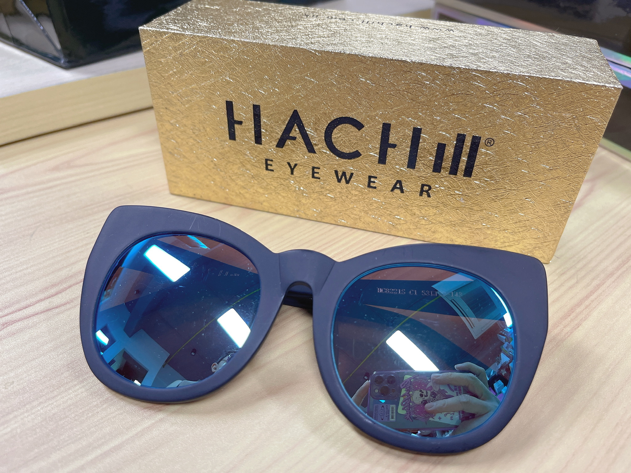 現貨 明星潮牌 HACHILL 太陽眼鏡 🕶️ ,<清貨價貨品，不設退換>（A450）