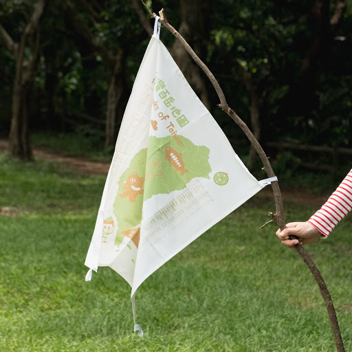 微醺斑比 台灣百岳地圖 插畫掛布