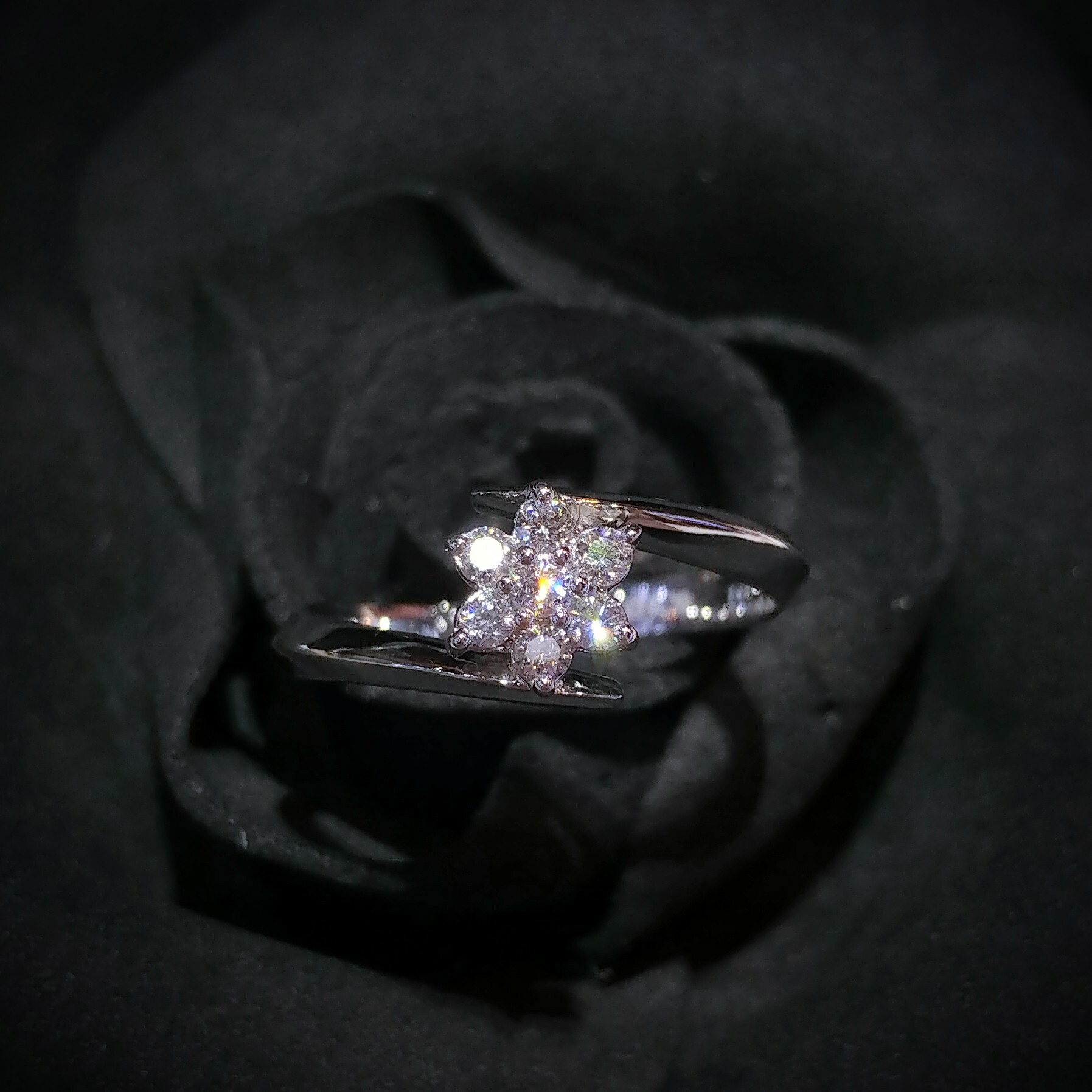 全新18K白金20份鑽石戒指