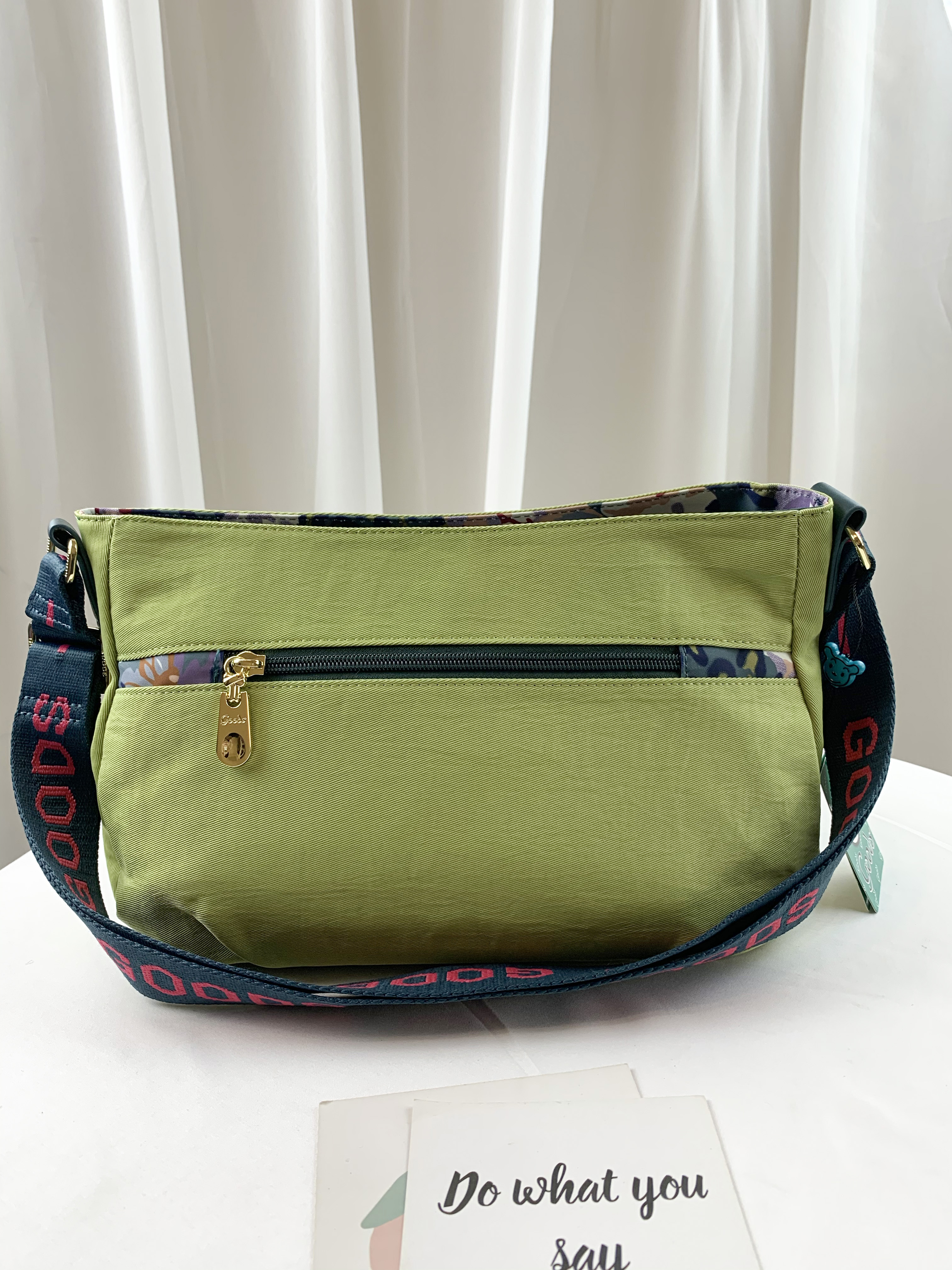 GOODS 綠花朵尼龍側背包 #2693