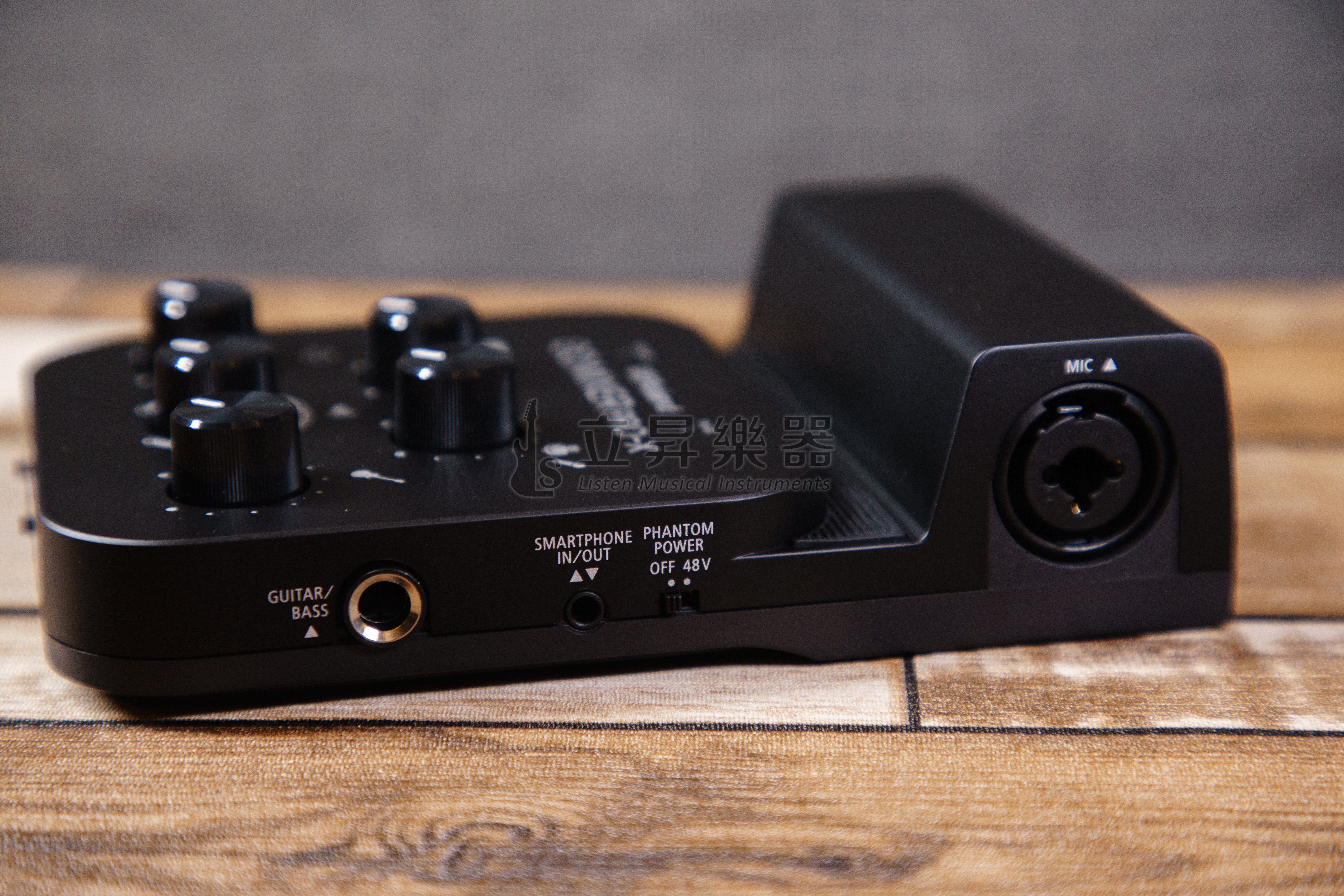 Roland 手機錄音介面 Roland GO:MIXER PRO-X Audio Mixer for Smartphones GOMIXER PRO X GO MIXER 錄音 介面 聲卡 podcast 直播 幻象電源 48V 第 6 張圖片｜三峽麥克風